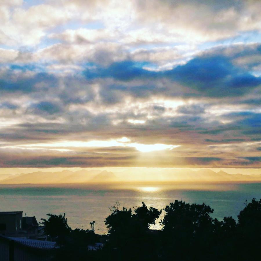 De La Hilcremat Hotel Simon's Town Eksteriør billede